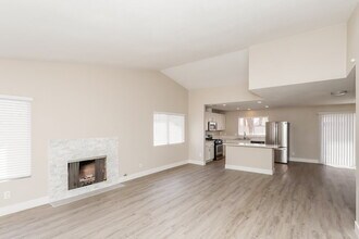 3115 Valleywood Rd in Henderson, NV - Building Photo - Building Photo