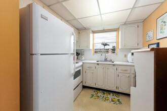 322 Windsor N in West Palm Beach, FL - Building Photo - Building Photo