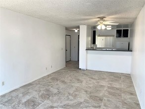 6675 Mission Gorge Rd-Unit -B114 in San Diego, CA - Building Photo - Building Photo