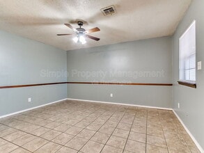 2205 Donna Dr in Norman, OK - Building Photo - Building Photo