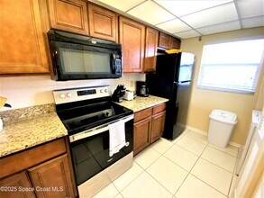 1700 N Atlantic Ave in Cocoa Beach, FL - Building Photo - Building Photo