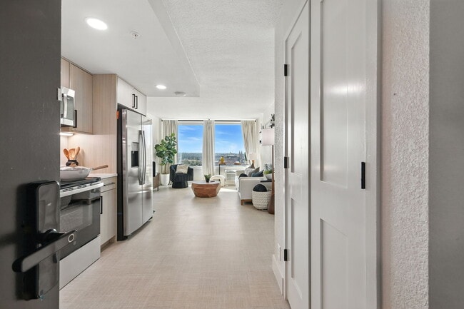 West 7th Apartments
