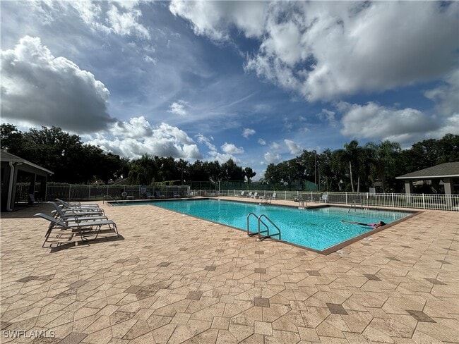 property at 9200 Middle Oak Dr