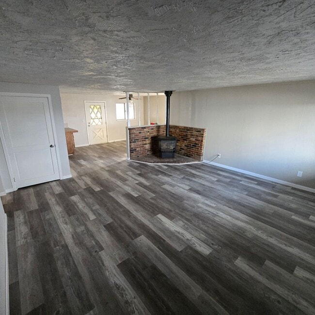 3521 Lindberg St in Klamath Falls, OR - Building Photo - Building Photo