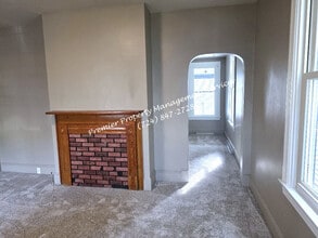 1324 2nd Ave in Beaver Falls, PA - Building Photo - Building Photo