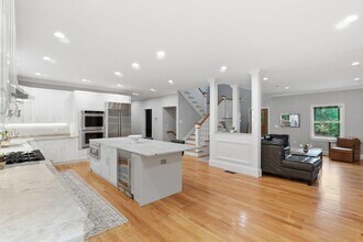 22 Austin Ln in Hollis, NH - Building Photo - Building Photo