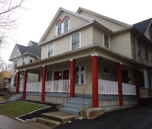 240 Meigs St in Rochester, NY - Building Photo