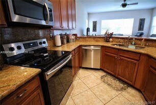 4321 W Whitewater Ave in Weston, FL - Building Photo