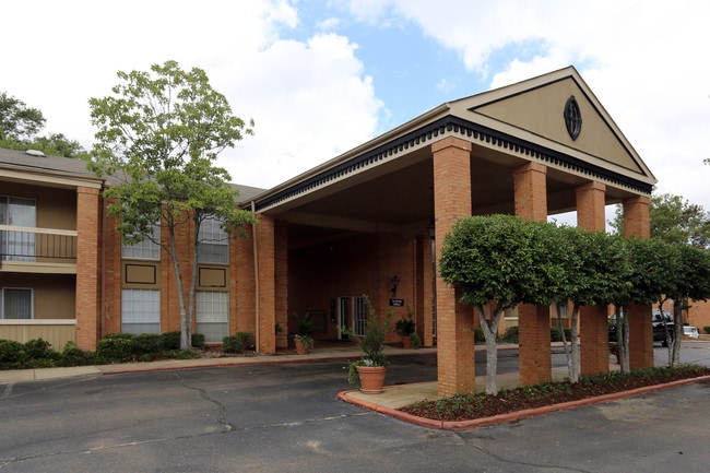 Hampton House in Jackson, MS - Foto de edificio - Building Photo