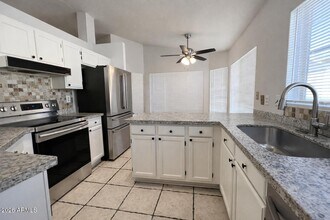 8583 N 107th Dr in Peoria, AZ - Building Photo - Building Photo