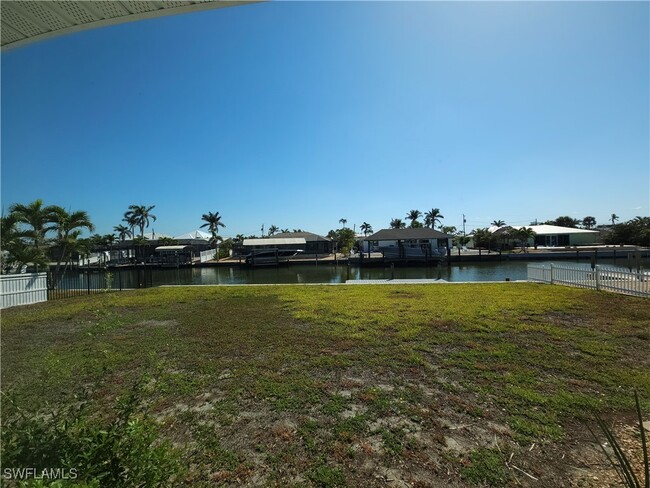 property at 9 Clearview Blvd
