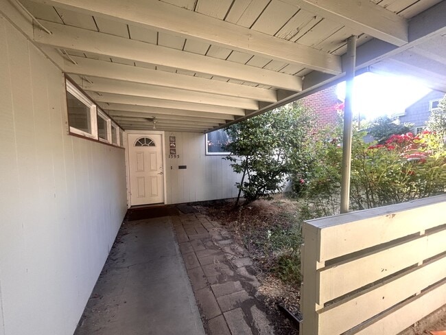 property at 1595 Orchard St