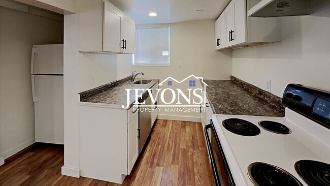 8332 Wabash Ave S in Seattle, WA - Building Photo - Building Photo
