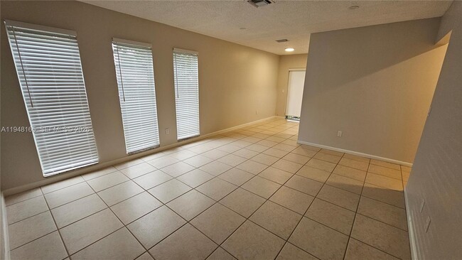 property at 2513 Hayes St