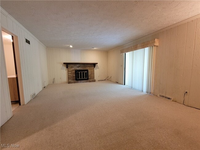 159 Creston Dr in Youngstown, OH - Building Photo - Building Photo