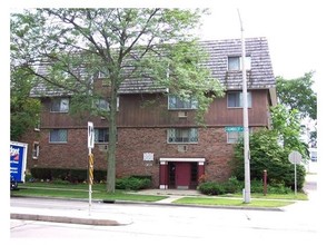 River Bend Apartments in Milwaukee, WI - Building Photo - Building Photo