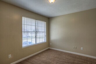 10618 Pine Landing Dr in Houston, TX - Building Photo - Building Photo