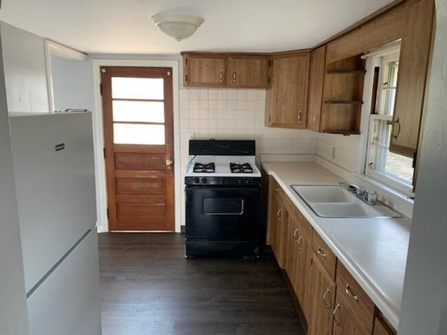 property at 165 Rambleside Dr