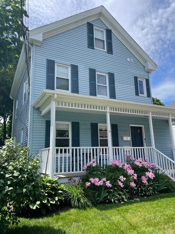 18 Gould St in Wakefield, MA - Building Photo - Building Photo