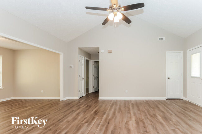 290 Willow Shoals Dr in Covington, GA - Foto de edificio - Building Photo