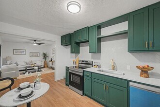 7349 Pensacola Ave in Fort Worth, TX - Building Photo - Building Photo