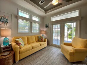 43 NE Nautical Dr in Jensen Beach, FL - Building Photo - Building Photo