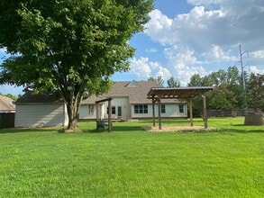 5260 Stateline Rd W in Walls, MS - Building Photo - Building Photo