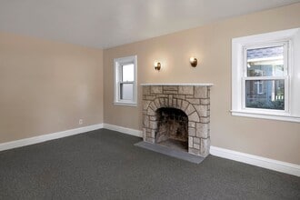 25 Greenview Ave in Princeton, NJ - Building Photo - Building Photo