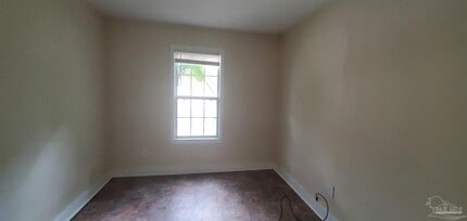 809 N E St in Pensacola, FL - Building Photo - Building Photo