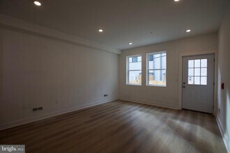 1224 W Silver St in Philadelphia, PA - Building Photo - Building Photo