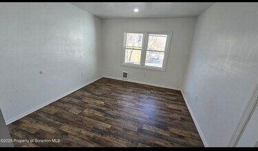 1119 Prospect Ave in Scranton, PA - Building Photo - Building Photo