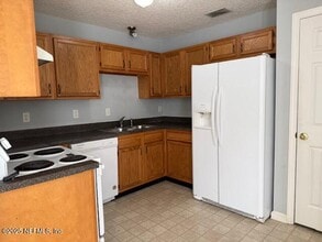 464 Vermont Ave in Green Cove Springs, FL - Building Photo - Building Photo