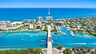 100 S Beach Rd in Jupiter, FL - Building Photo
