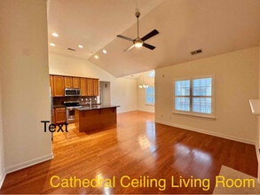 11900 CHIANTI Dr in Charlotte, NC - Foto de edificio - Building Photo