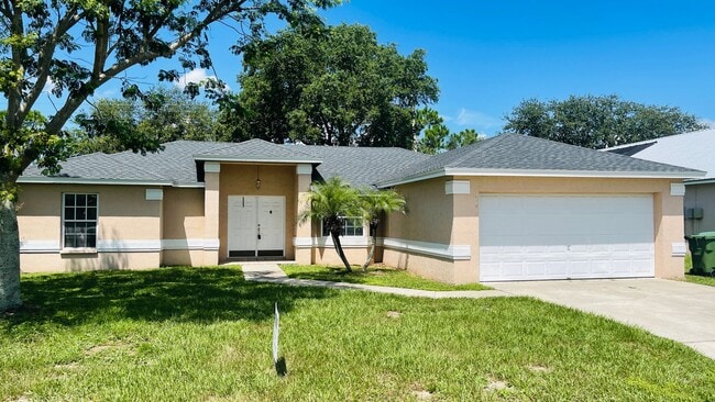 property at 620 Reflections Loop W