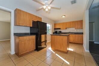 820 S D St in Lake Worth Beach, FL - Foto de edificio - Building Photo