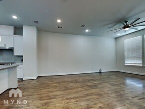 353 Eado Park Cir in Houston, TX - Building Photo - Building Photo