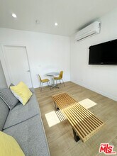 2650 Tilden Ave in Los Angeles, CA - Building Photo - Building Photo