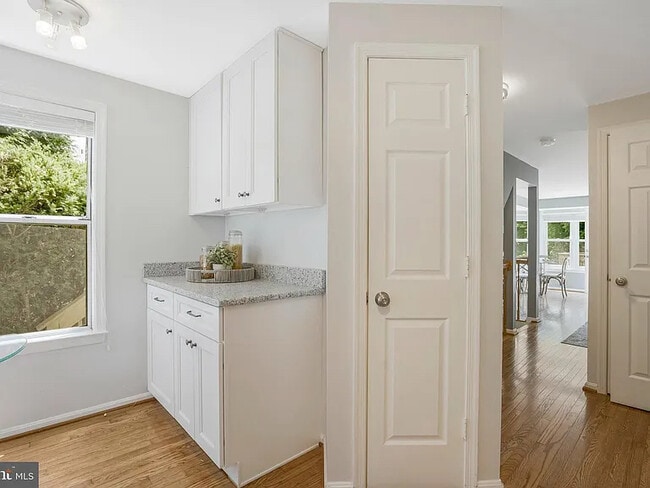 6001 Liverpool Ln in Alexandria, VA - Building Photo - Building Photo