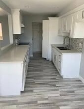 377 W California Ave, Unit 25 in Glendale, CA - Foto de edificio - Building Photo