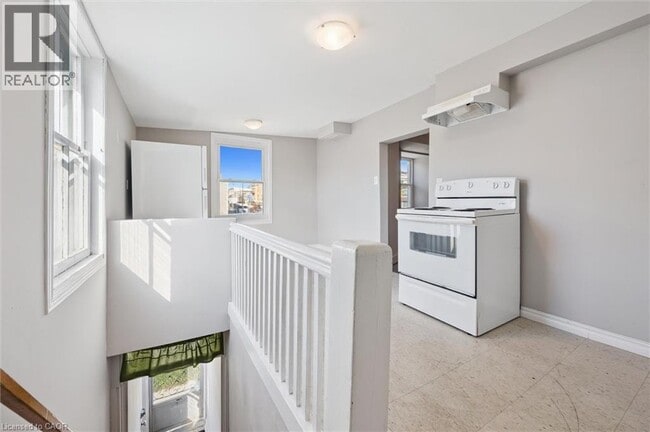 property at 906 King St E