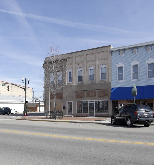 50-52 S Main St in London, OH - Building Photo - Building Photo