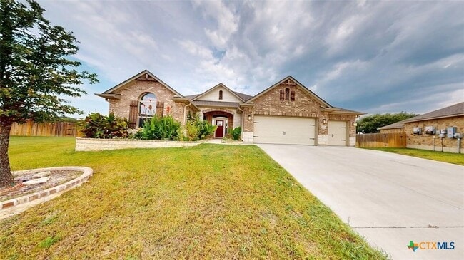 property at 1325 Roma St