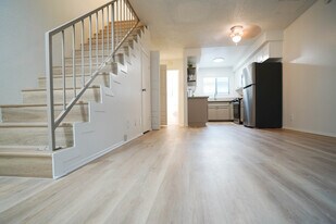 Galleria Townhomes in Lawndale, CA - Building Photo