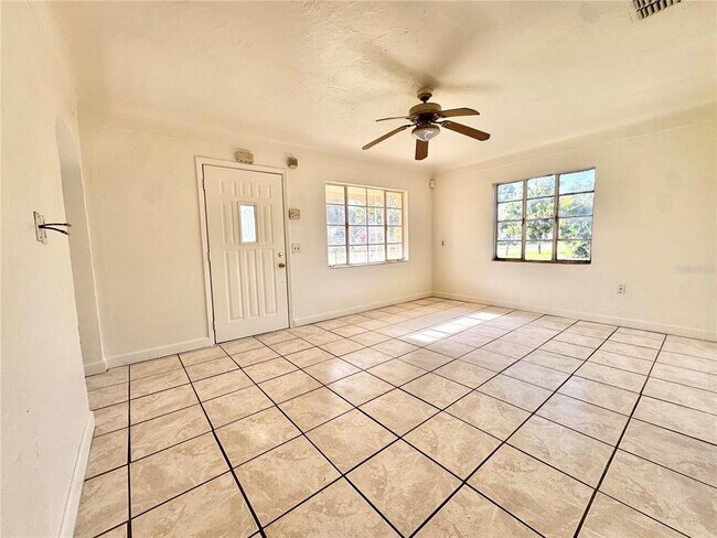 1204 Bay St in Kissimmee, FL - Building Photo - Building Photo