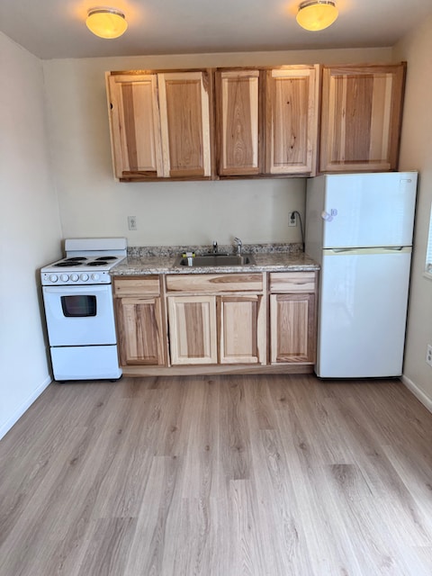 623 W Brookside St, Unit A in Colorado Springs, CO - Building Photo - Building Photo