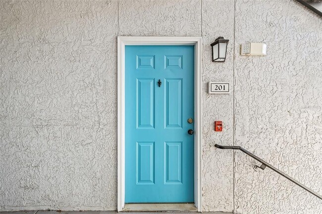 5519 Legacy Crescent Pl in Riverview, FL - Building Photo - Building Photo