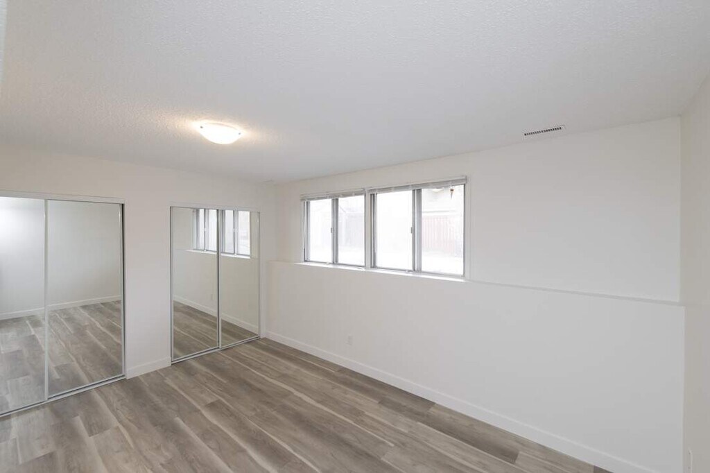 Bowness 4347 Apartments Calgary, AB Apartments For Rent