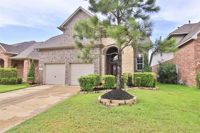 property at 26706 Bellwood Pines Dr