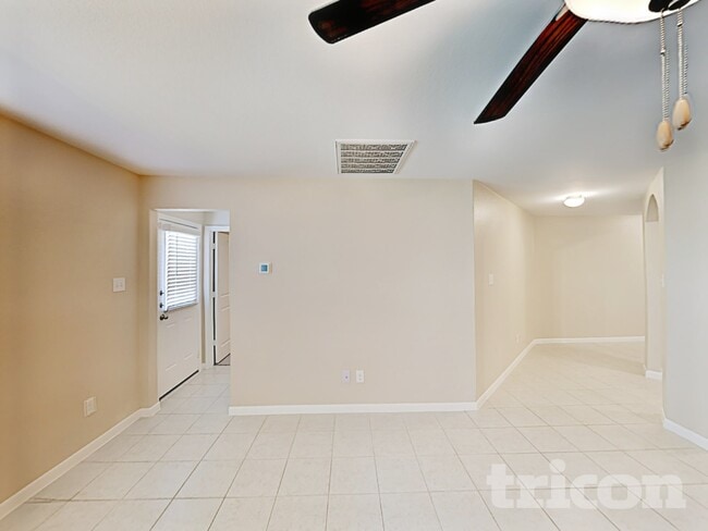 709 Totem Trail Dr in La Marque, TX - Building Photo - Building Photo